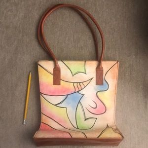 Unique hand/shoulder bag